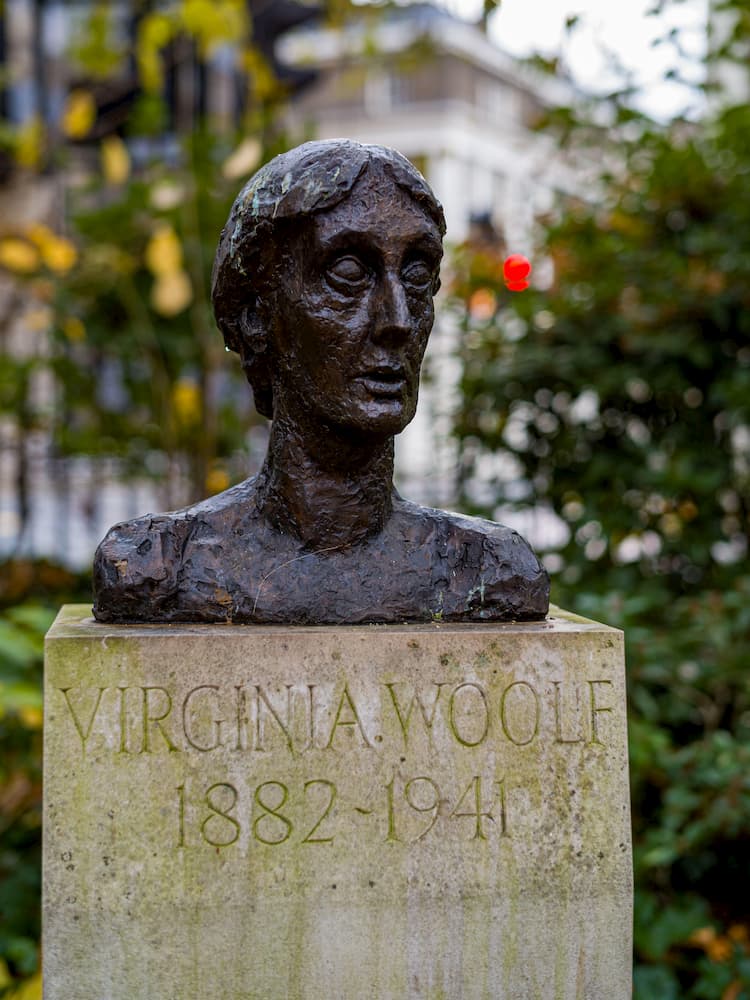 Bust of Virginia Woolf, Tavistock Square